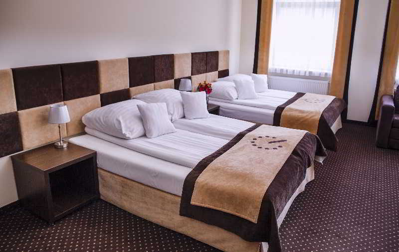 Aparthotel Boutique Hotel's I Milionowa 3*