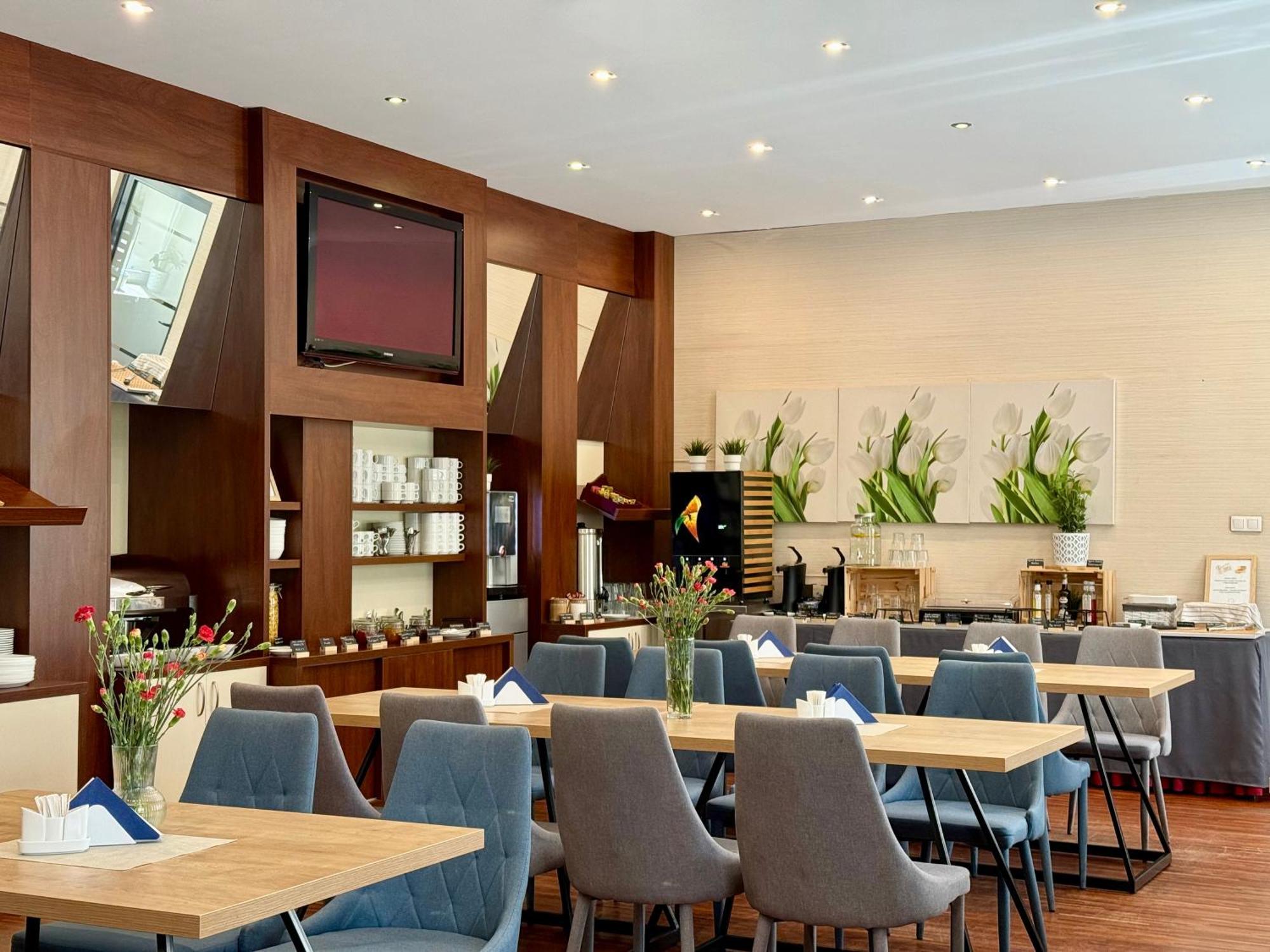 Aparthotel Boutique Hotel's I Milionowa 3*