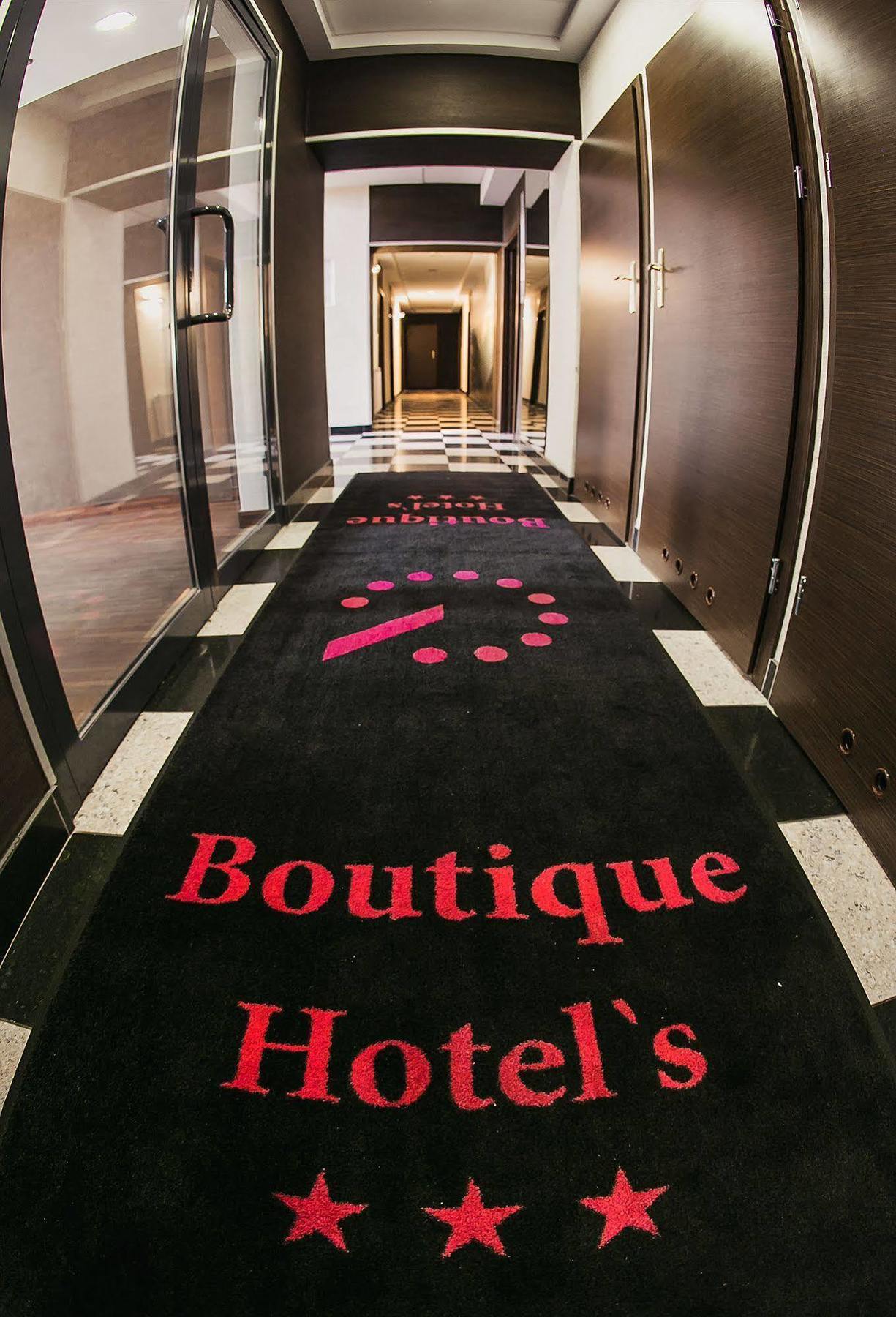 Boutique Hotel's I Milionowa Aparthotel 3*