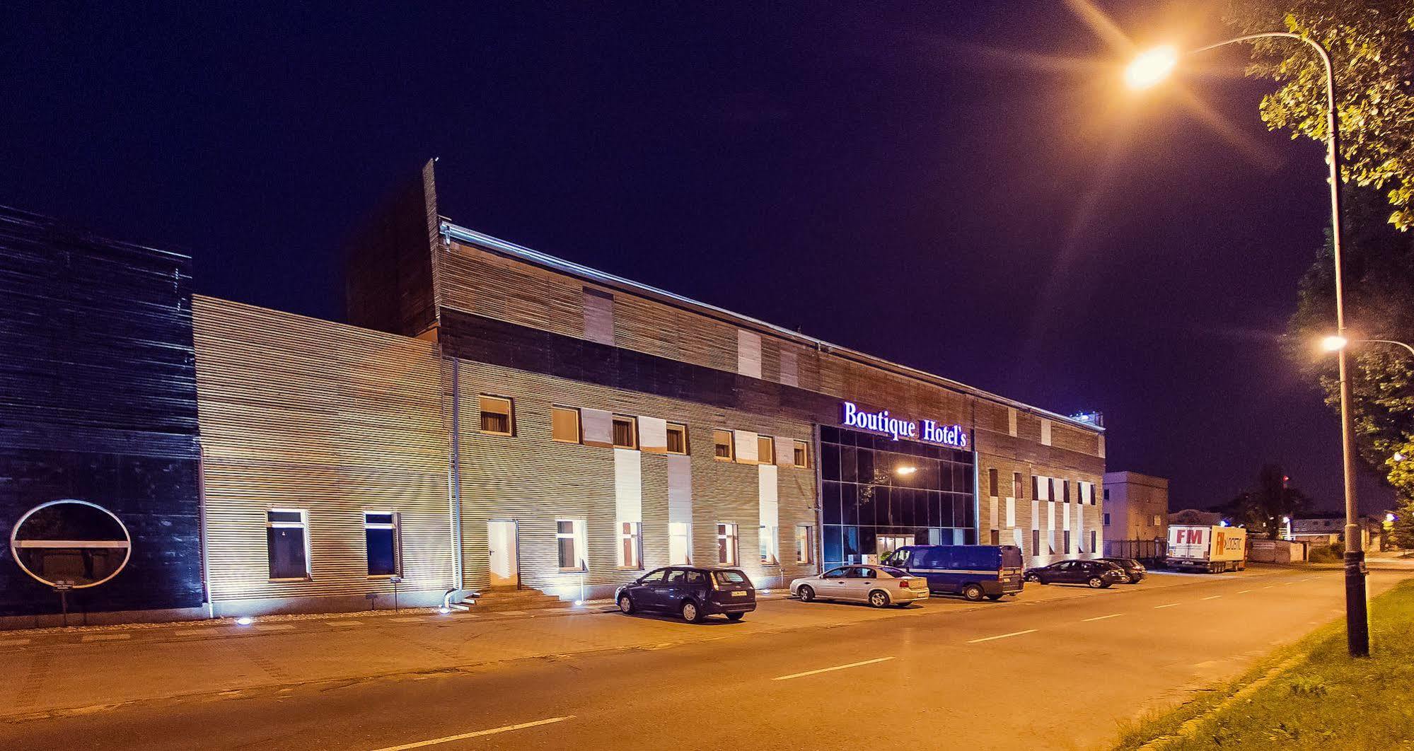 Boutique Hotel's I Milionowa Aparthotel 3*